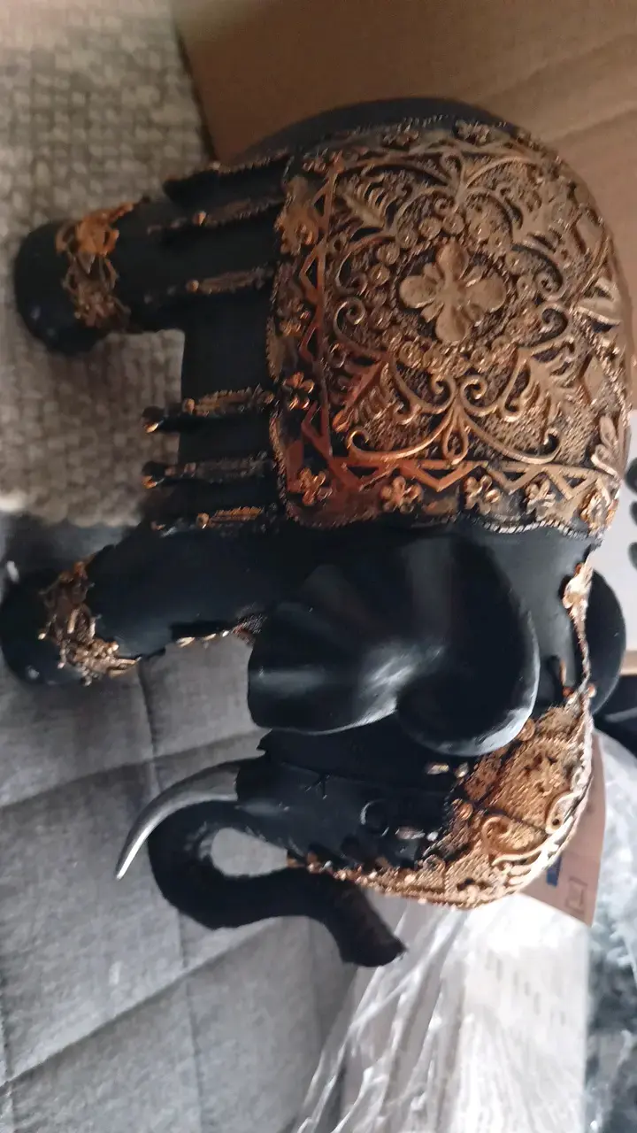 Figura decorativa elefante dorado negro - 6