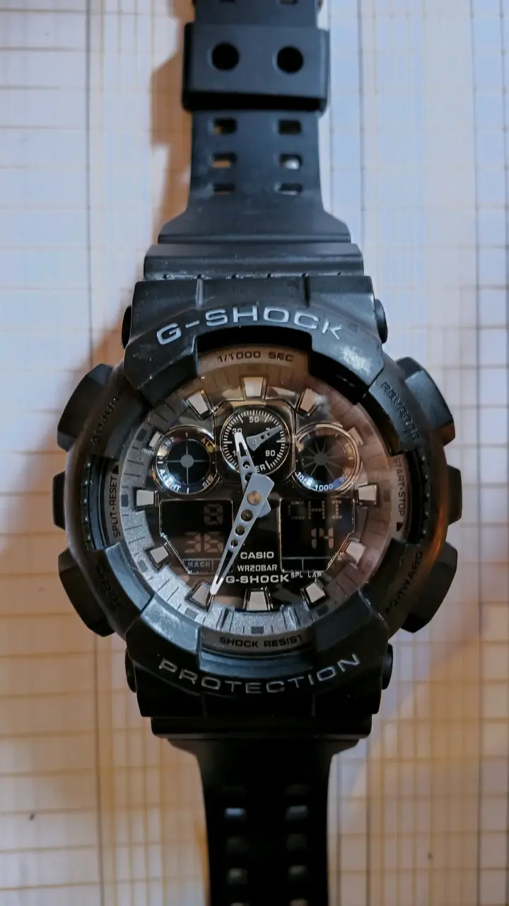 Reloj Casio G-Shock Negro Resistente - 4