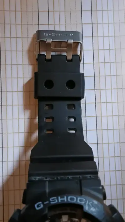 Reloj Casio G-Shock Negro Resistente - miniatura 5