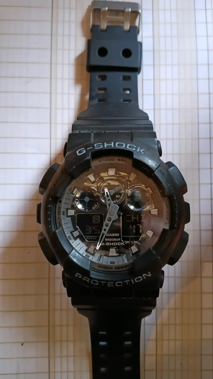 Reloj Casio G-Shock Negro Resistente - 6