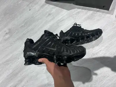 Zapatillas deportivas negras Nike para hombre - miniatura 2