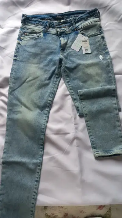 Jeans Guess para mujer azul claro - miniatura 1