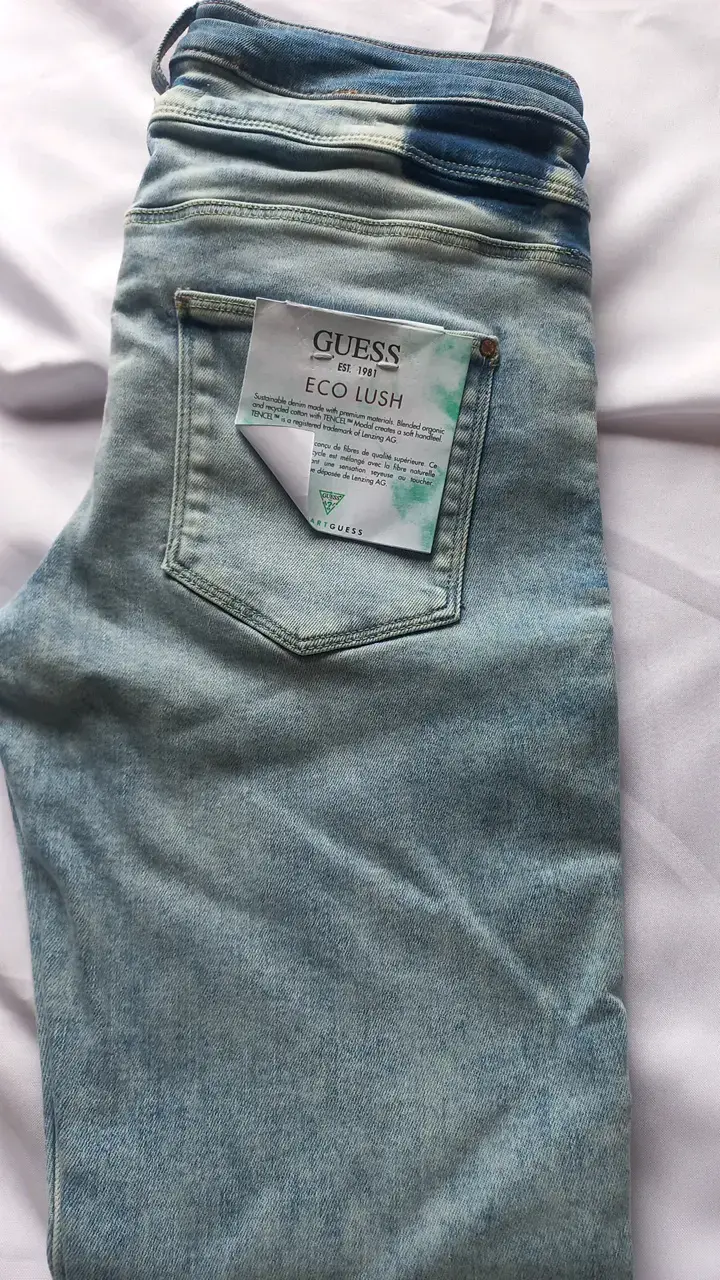 Jeans Guess para mujer azul claro - 4