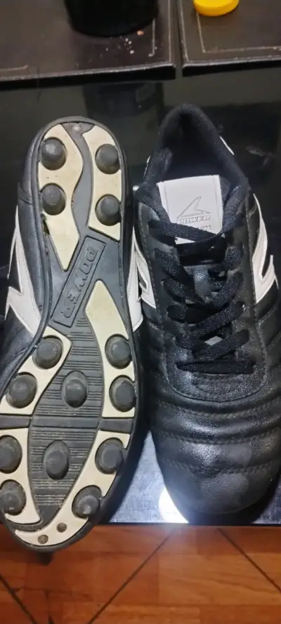 Zapatillas de fútbol Grays negras y naranjas - miniatura 3