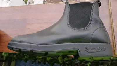 Botas Chelsea de cuero negro Blundstone - miniatura 3