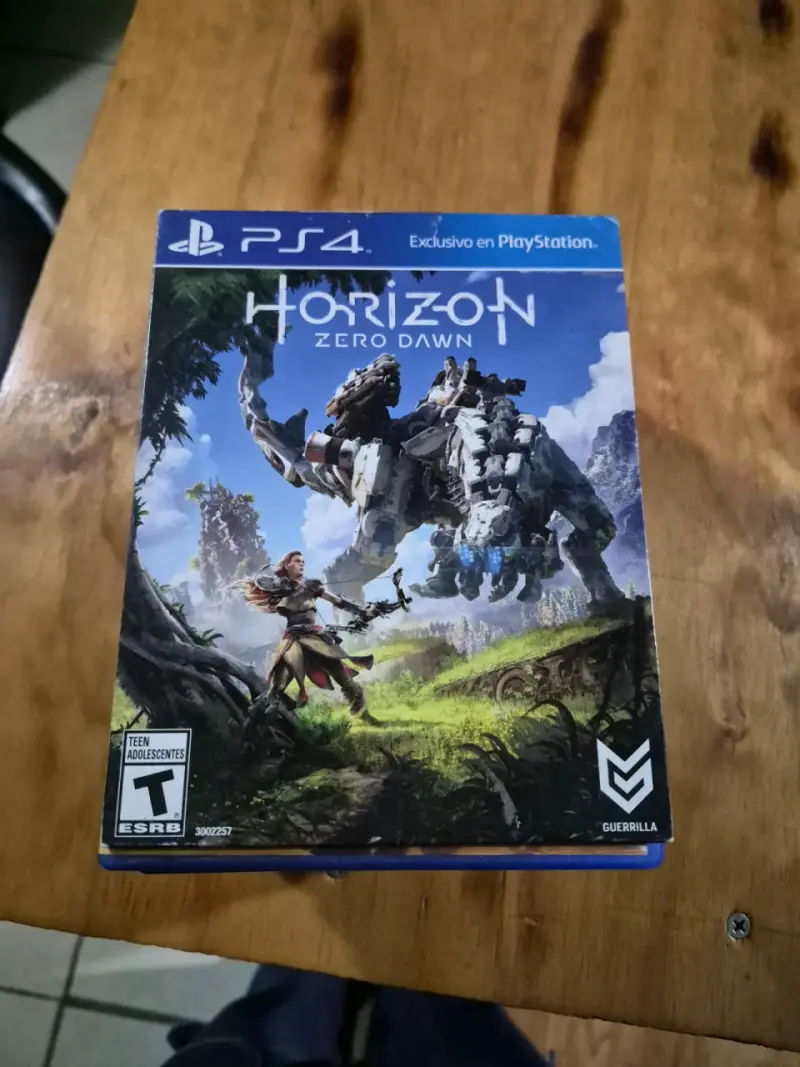 Consola PS4 con control y juegos incluidos - 2