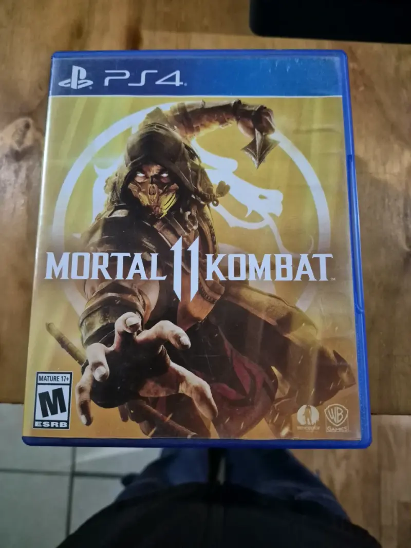 Consola PS4 con control y juegos incluidos - 3