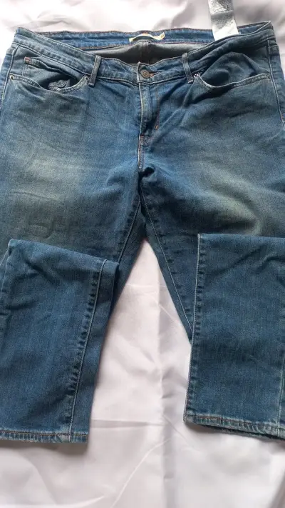 Jeans Levi's clásicos para hombre en azul - miniatura 2