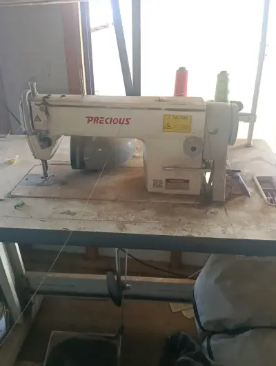 Máquina de Coser Industrial Precious - miniatura 1