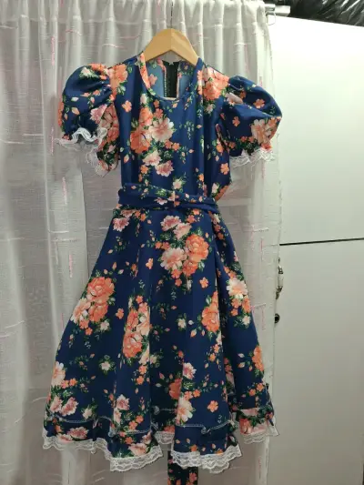 Vestido floral azul de cueca talla 10-12 - miniatura 3