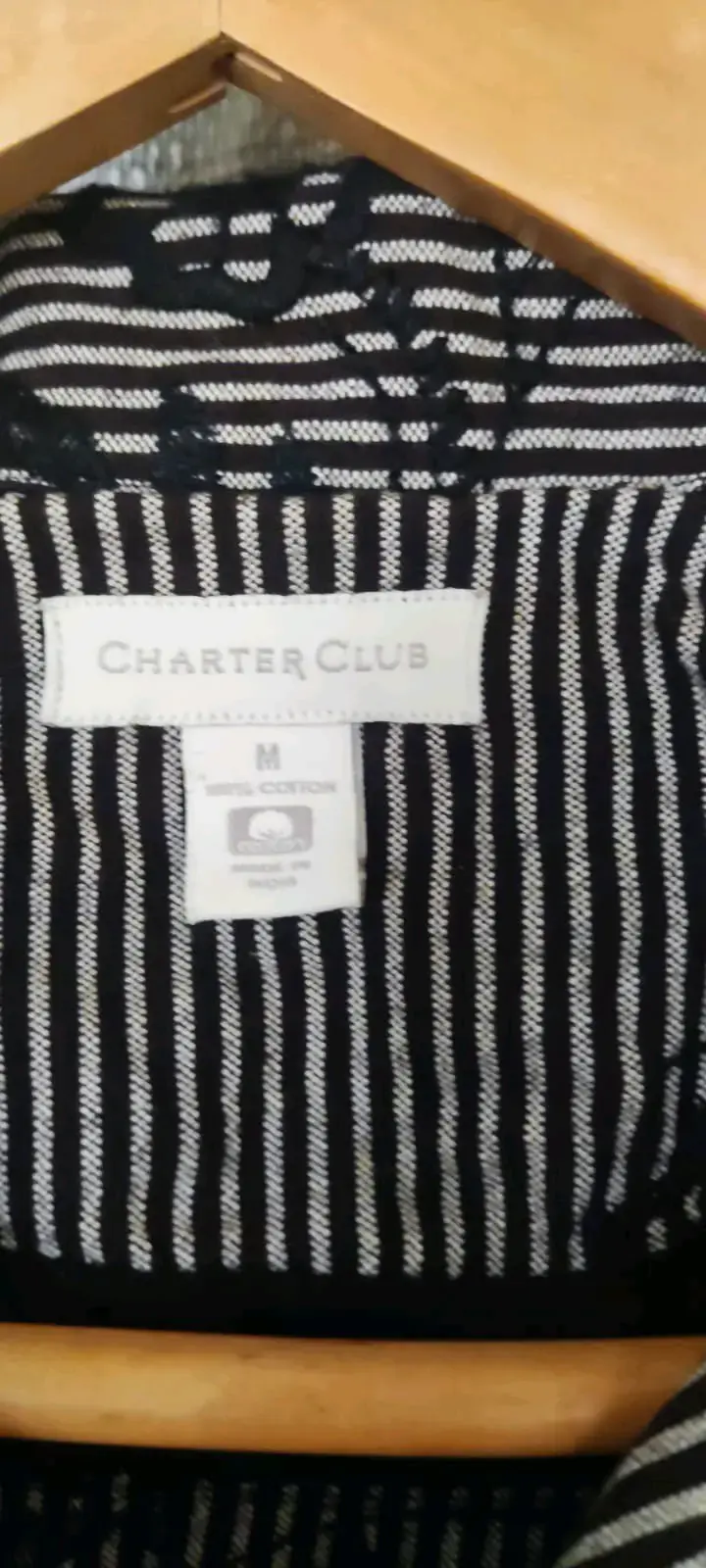 Chaqueta a rayas negras con diseño floral - 3