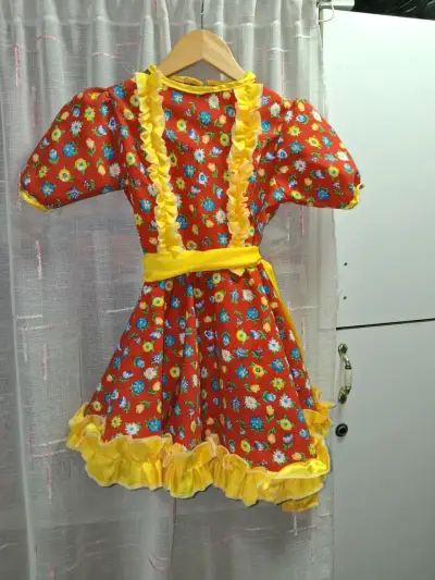 Vestido  baile de cueca talla 4-6 - miniatura 1
