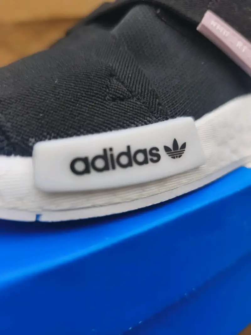 Zapatillas Adidas NMD_R1 negras para hombre - 2