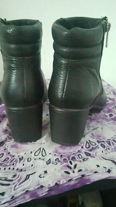 Botines de cuero negro con cierre lateral - miniatura 4