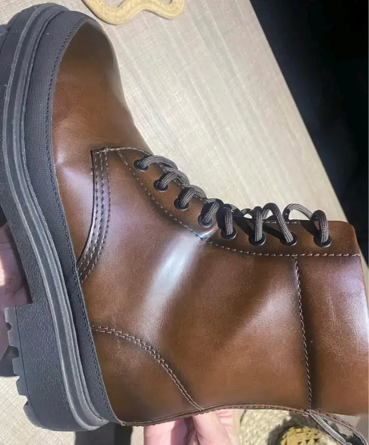 Botas de cuero marrón con cierre lateral - 3