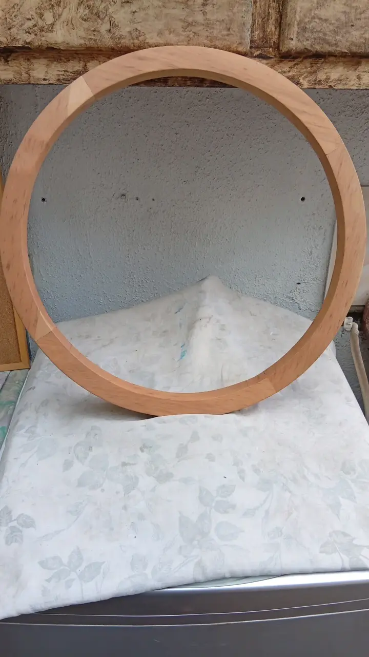 Marco de madera para espejo