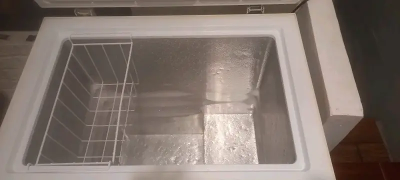 Congelador horizontal Electrolux blanco eficiente - 4