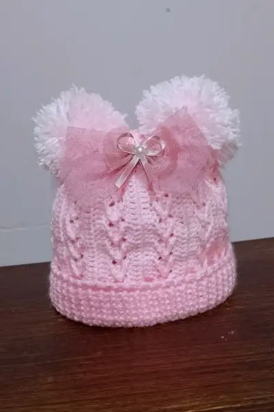 Gorros tejidos para niños con orejas y lazos - miniatura 4