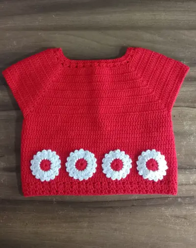 Polera tejida a crochet para niña con diseño de personaje - miniatura 2
