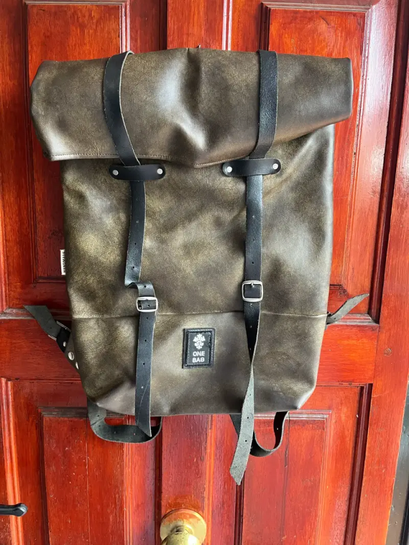 Mochila de cuerina estilo vintage One Bag - 1