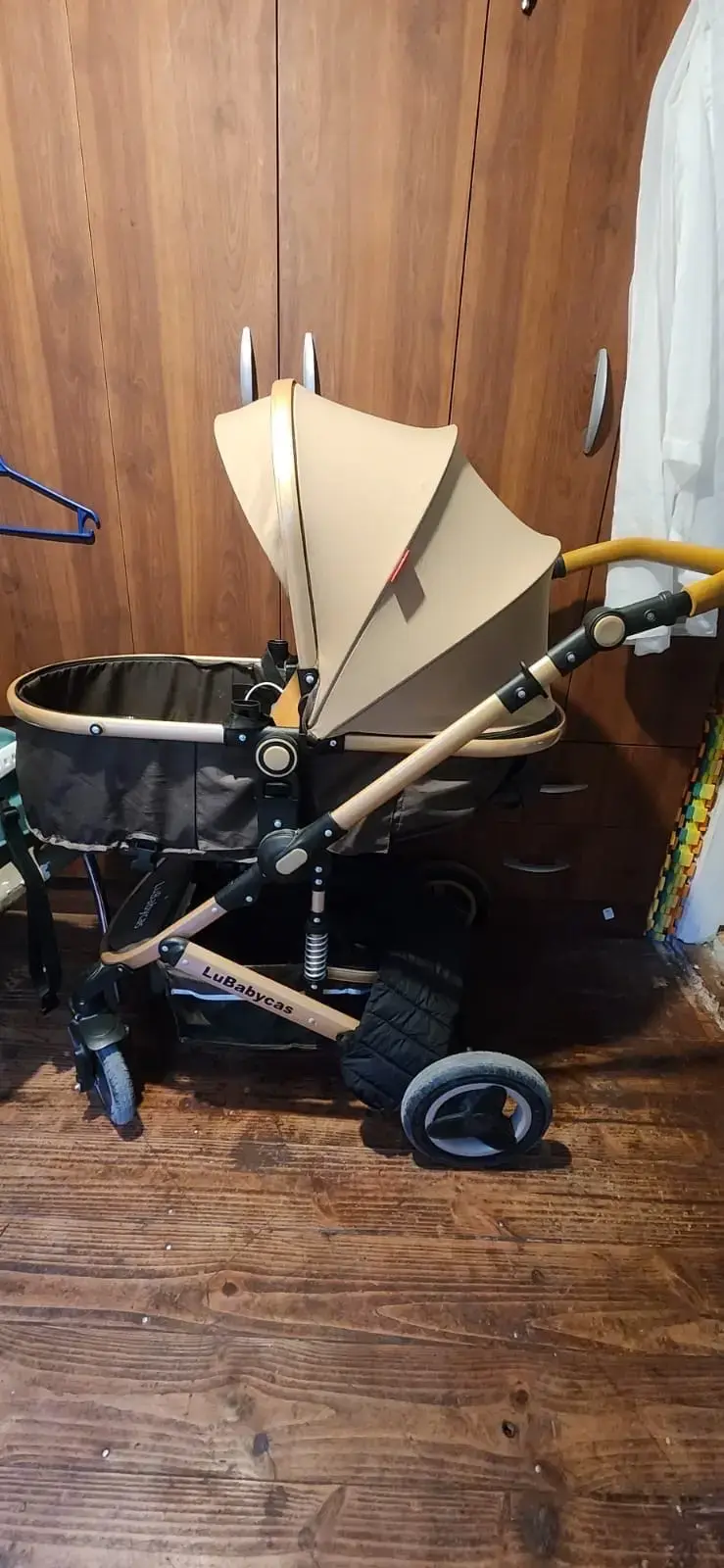 Coche de bebé con silla de auto beige - 4