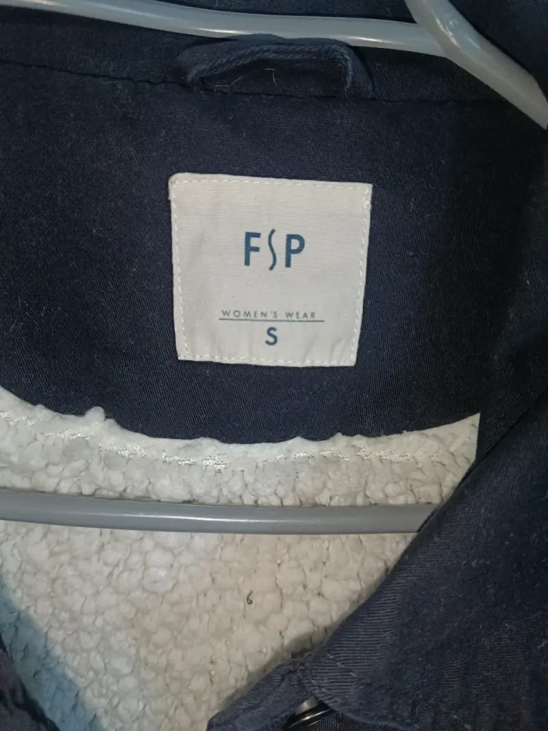 Chaqueta negra con forro de borrego FSP - 2