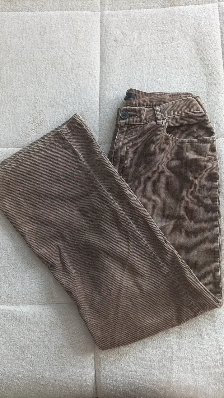 Pantalones de pana marrón Zara Basic para hombre