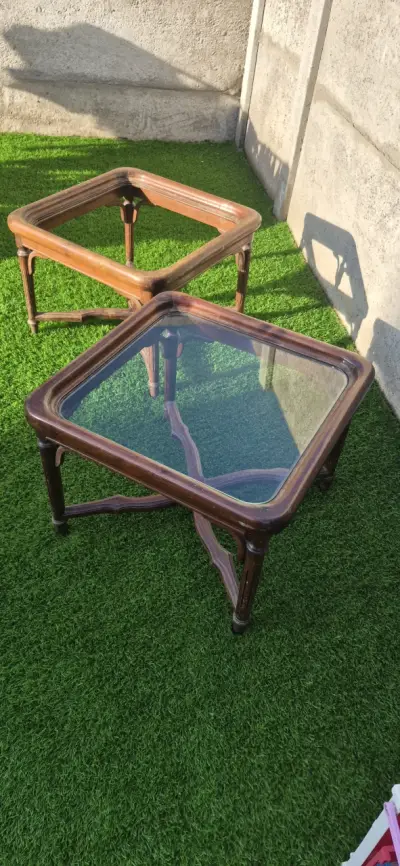 Mesas de centro cuadradas de madera y vidrio - miniatura 3