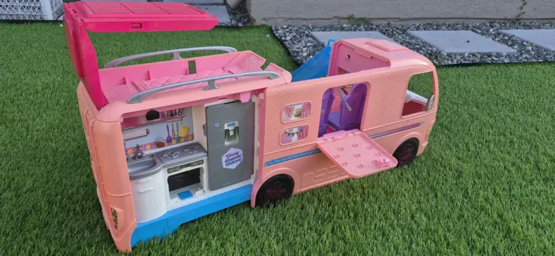 Camper Barbie original. - 3