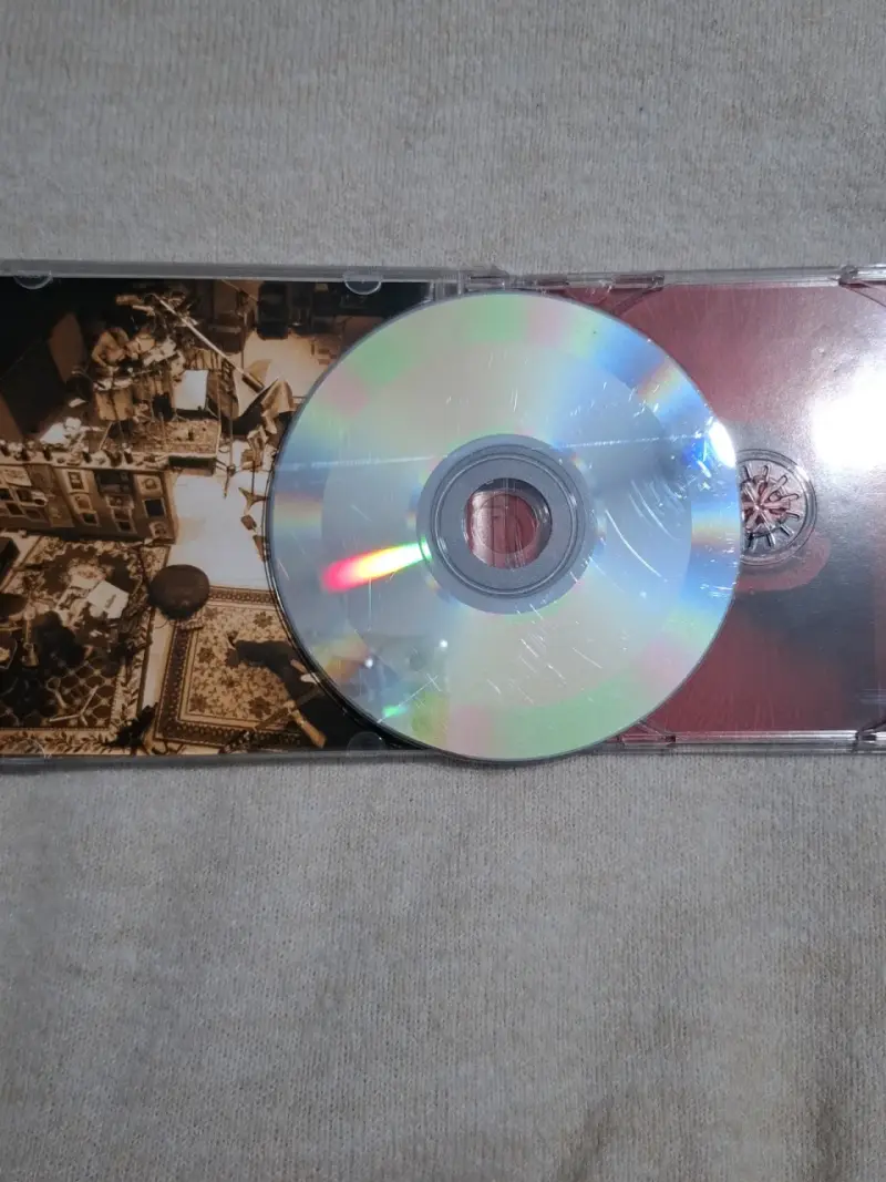 CD System of a Down - Toxicity - 3