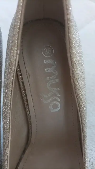 Zapatos de Tacón Alto Plateados Brillantes - miniatura 3