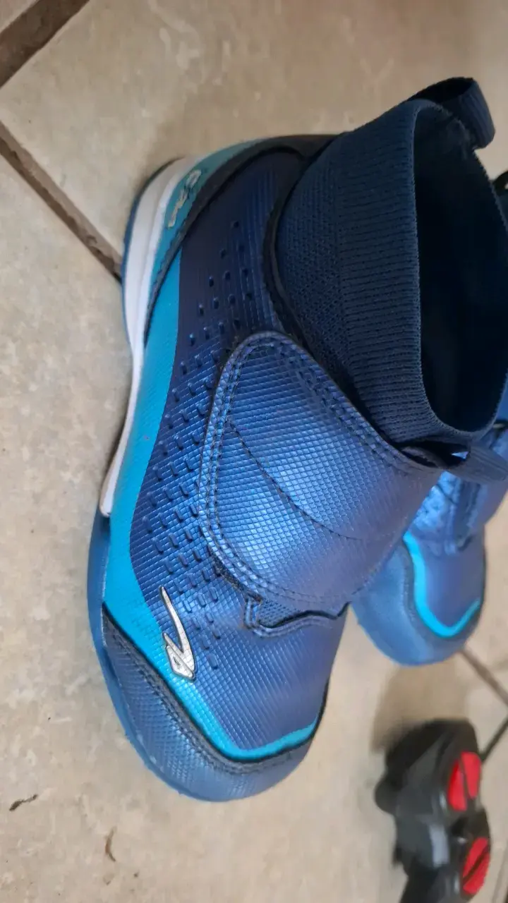 Botines deportivos azules para niños - 3