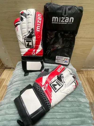 Guantes de portero Mizan X-Pro blancos y rojos - miniatura 1