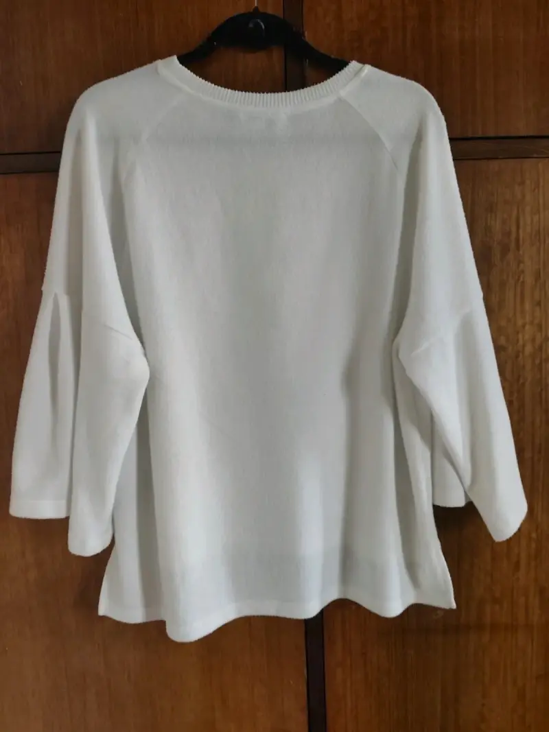Polera blanca con diseño otoñal para mujer - 2