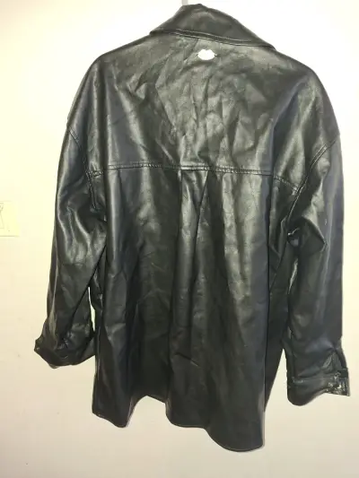Chaqueta de eco cuero negra Barbados - miniatura 3