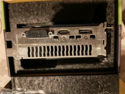 Tarjeta Gráfica ASUS TUF Gaming GTX 1650 SUPER - miniatura 3