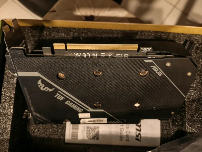 Tarjeta Gráfica ASUS TUF Gaming GTX 1650 SUPER - 4