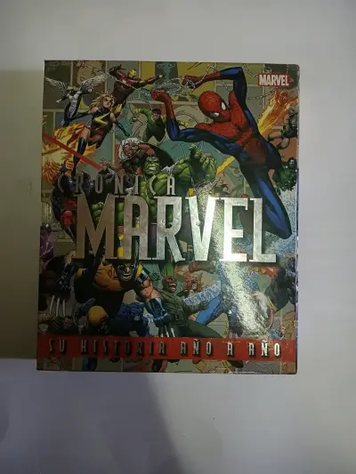 Libro Crónica Marvel Año a Año - miniatura 1