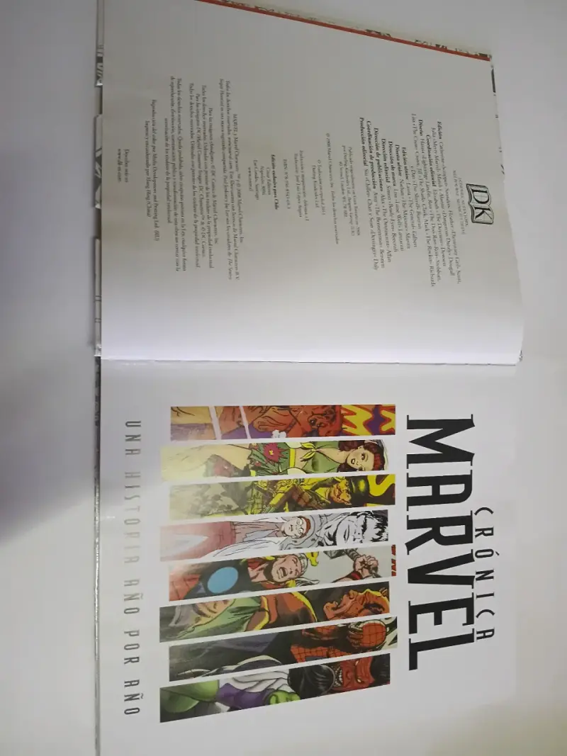 Libro Crónica Marvel Año a Año - 3