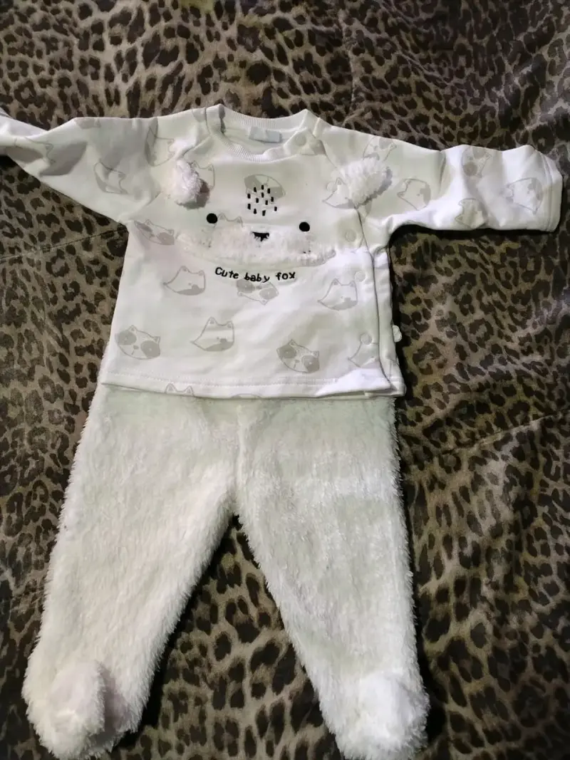 Conjunto de ropa para bebé con diseño de zorro - 2