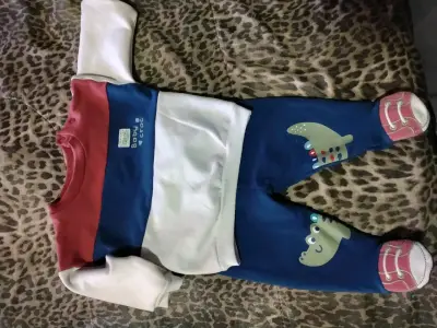 Conjunto de ropa para bebé con diseño de zorro - miniatura 4