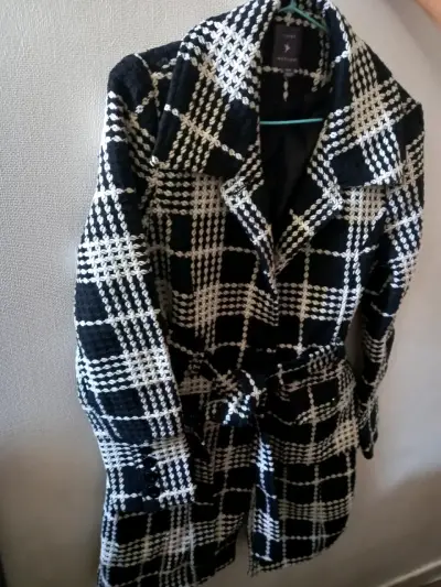 Abrigo de lana a cuadros Forever 21 talla M - miniatura 5