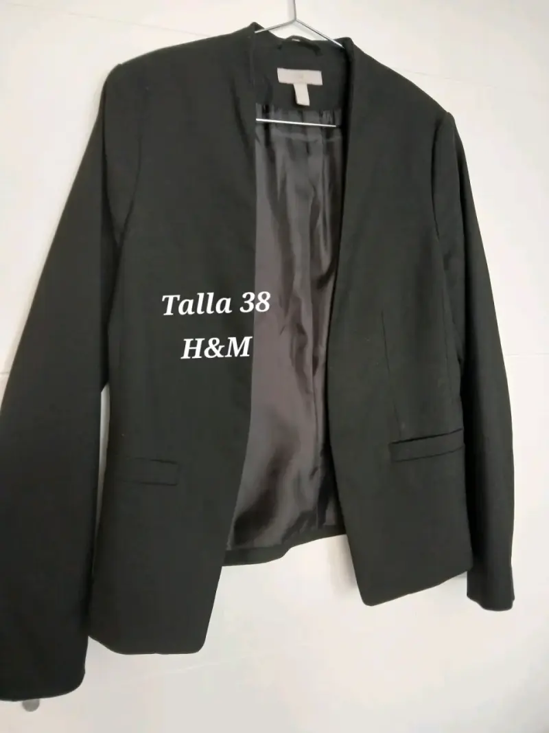 Blazer negro H&M talla 38 para mujer - 1