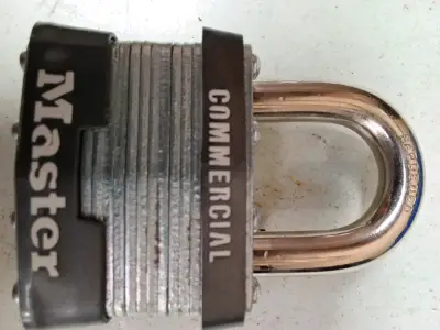 Candado de seguridad Master Lock Commercial - miniatura 1