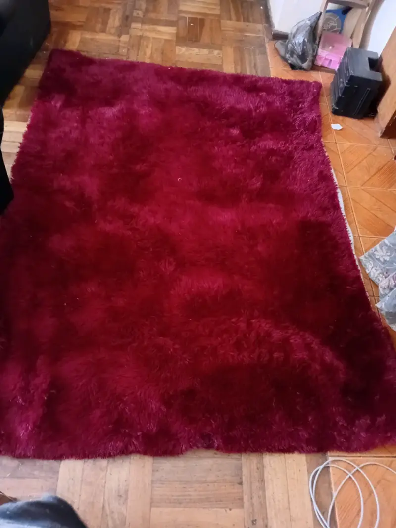 Alfombra peluda roja para sala - 2