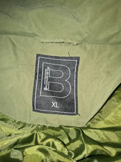 Chaqueta acolchada verde para invierno talla XL - miniatura 2