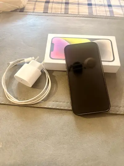 iPhone 14 128 blanco con caja y accesorios - miniatura 1