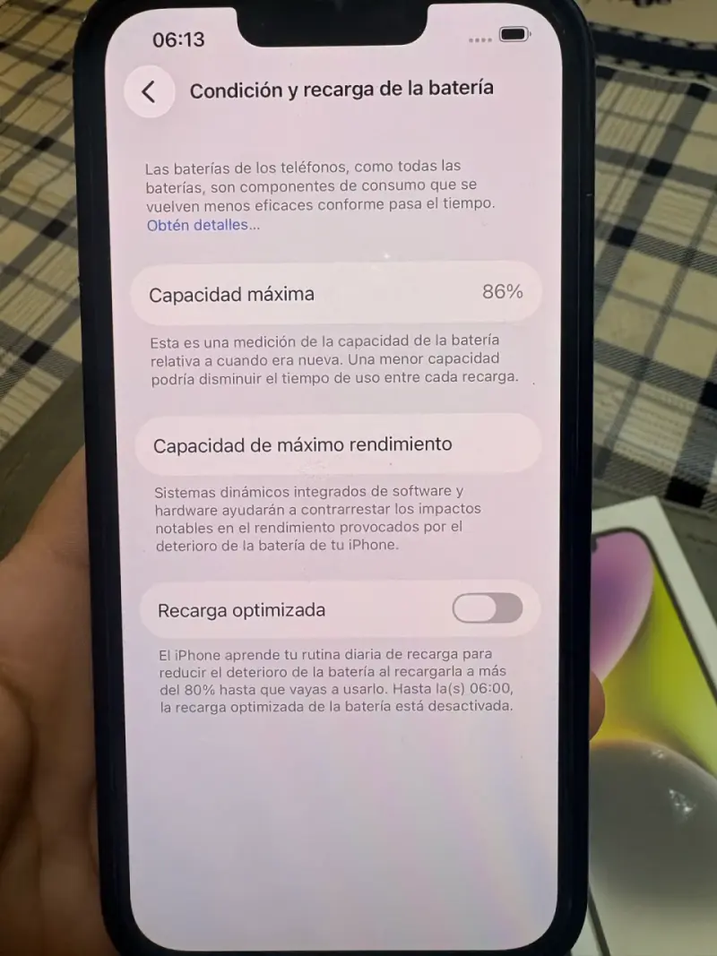 iPhone 14 128 blanco con caja y accesorios - 2