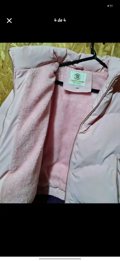 Chaqueta rosada con capucha y forro de peluche - miniatura 3