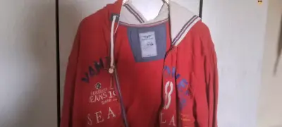 Polerón rojo con capucha Ferouch para hombre - miniatura 2